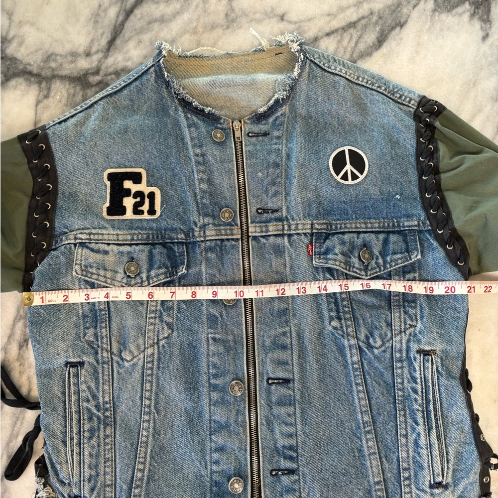 Riley Vintage Levi’s Denim And Army Jacket Sz M #0395 - Picture 5 of 6